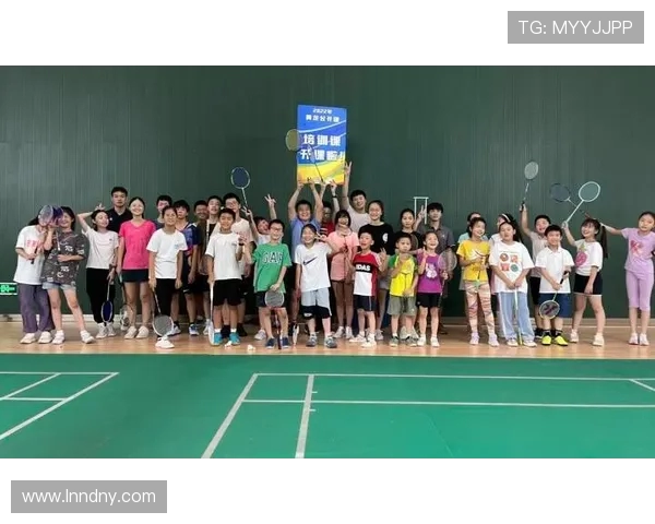 从零起步羽毛球比赛全方位技巧与经验分享指南